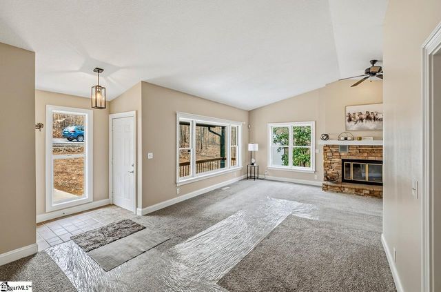 102 Blossom Court, Westminster, SC 29693