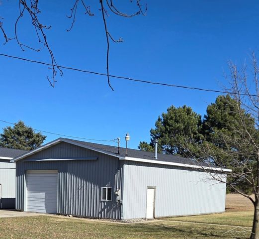 20590 Gratiot Road, Jonesfield Twp, MI 48637