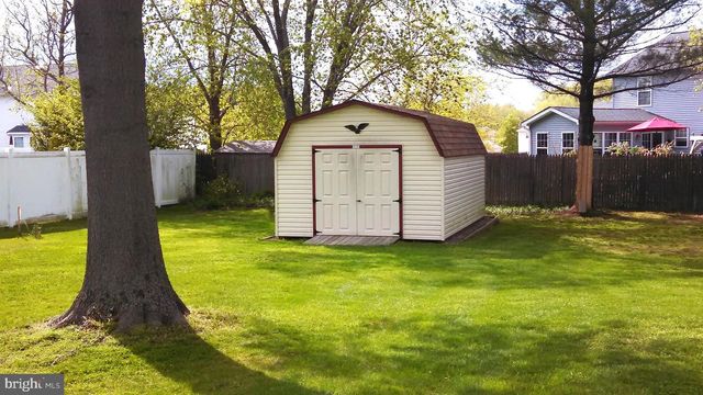 127 KAREN CT, Mullica Hill, NJ 08062