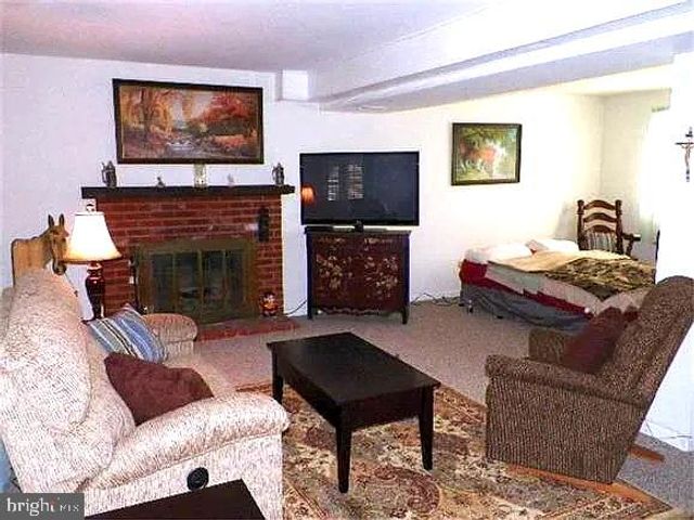 127 KAREN CT, Mullica Hill, NJ 08062