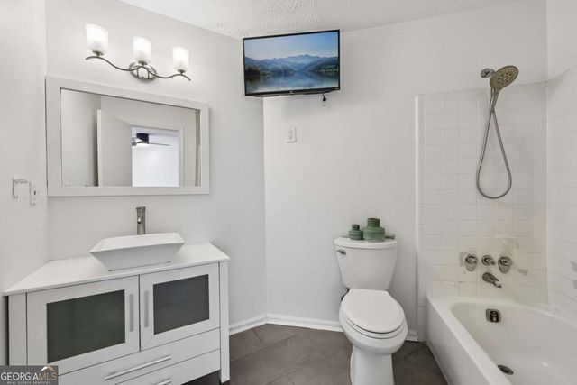 1608 Glenleaf Drive, Peachtree Corners, GA 30092