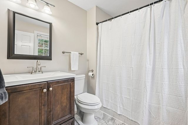 190 Southville Rd, Southborough, MA 01772