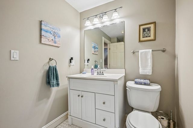 190 Southville Rd, Southborough, MA 01772