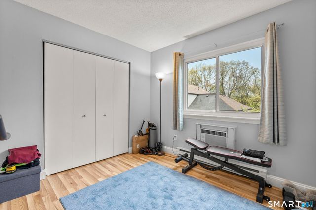 10 Pineview Drive C, Branford, CT 06405