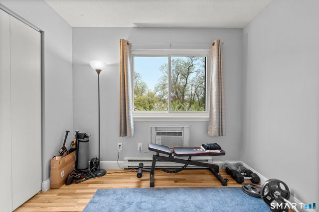 10 Pineview Drive C, Branford, CT 06405
