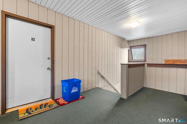 10 Pineview Drive C, Branford, CT 06405