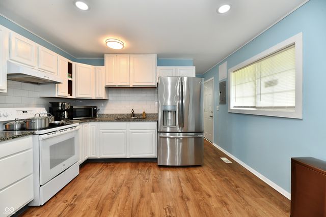 8704 Montery Road, Indianapolis, IN 46226