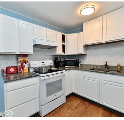 8704 Montery Road, Indianapolis, IN 46226