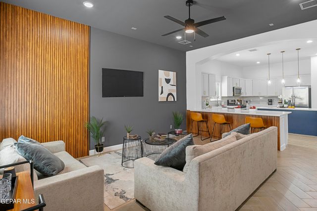 432 Plateau Drive, Socorro, TX 79927
