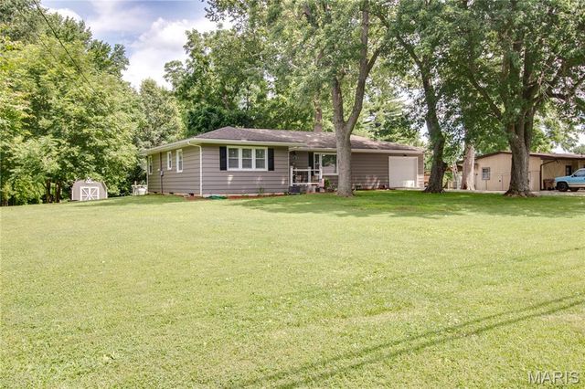 6607 Wenzel Road, Alton, IL 62002