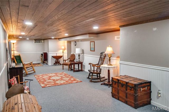 6607 Wenzel Road, Alton, IL 62002