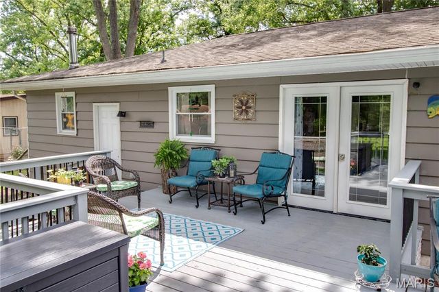 6607 Wenzel Road, Alton, IL 62002