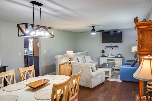 6607 Wenzel Road, Alton, IL 62002