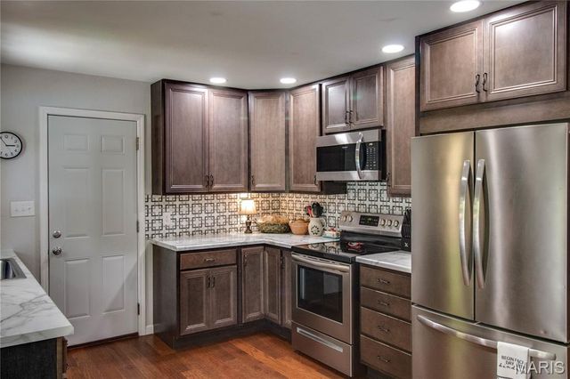 6607 Wenzel Road, Alton, IL 62002