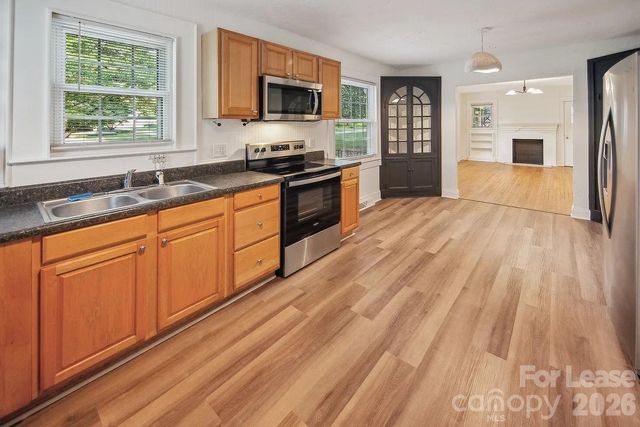 152 Park Avenue, Mooresville, NC 28115