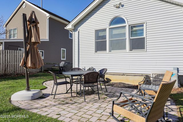 928 Park Place, Red Bank, NJ 07701