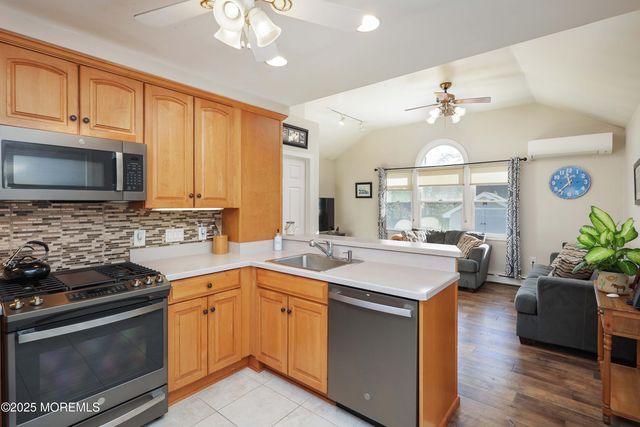 928 Park Place, Red Bank, NJ 07701