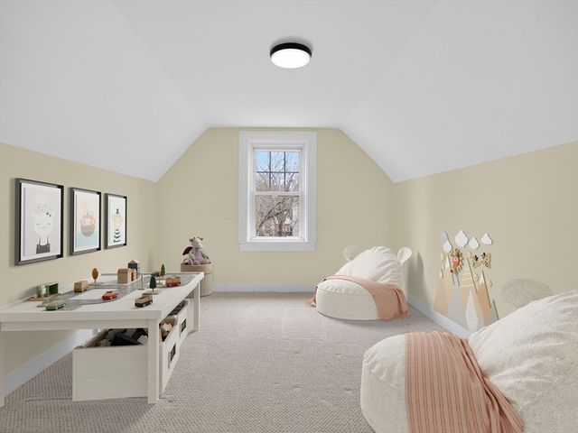 92 Roslindale Ave, Boston, MA 02131