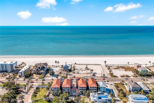 4633 Estero BLVD 201, Fort Myers Beach, FL 33931