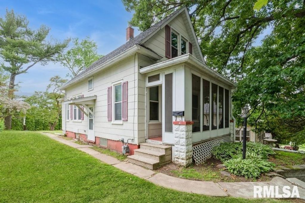 2308 18TH Avenue, Moline, IL 61265