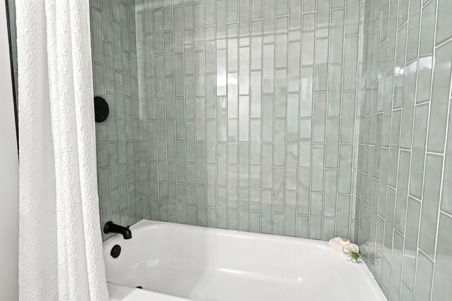 2656 Heidelberg Drive, Lancaster, OH 43130