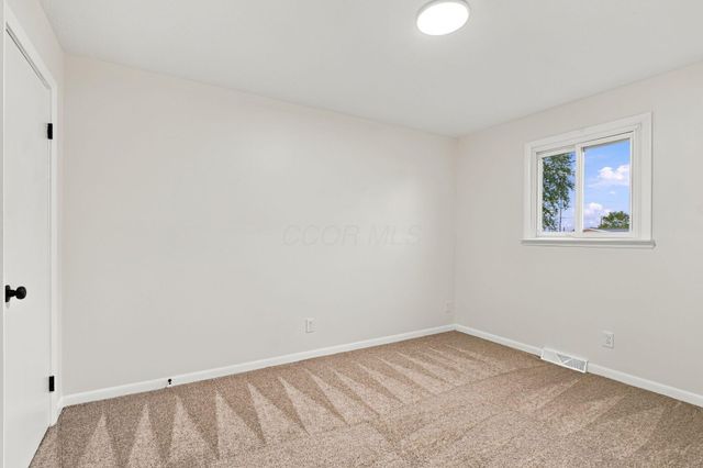 2656 Heidelberg Drive, Lancaster, OH 43130
