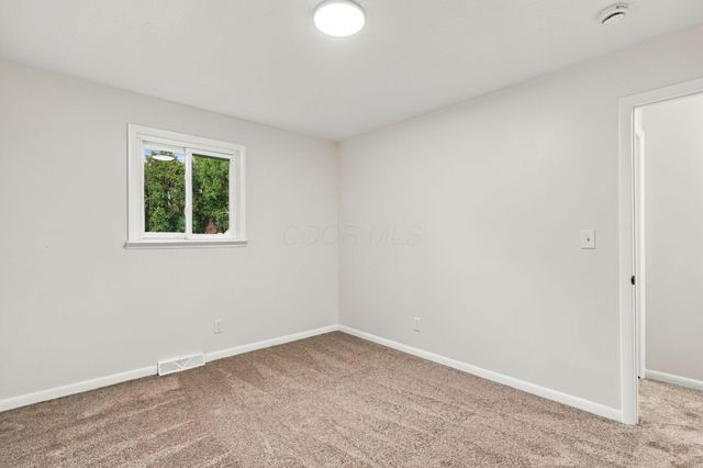 2656 Heidelberg Drive, Lancaster, OH 43130