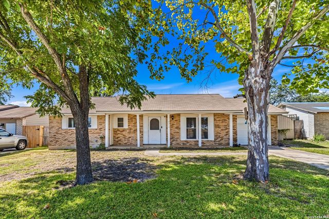 4314 Clear Spring Dr, San Antonio, TX 78217