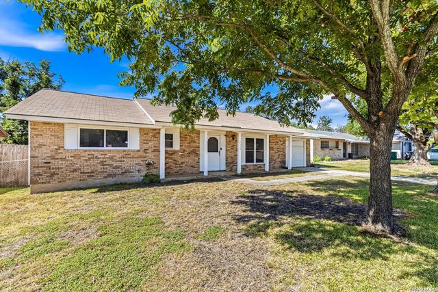 4314 Clear Spring Dr, San Antonio, TX 78217