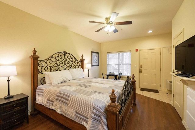 310 S Wildwood Drive 9-1, Branson, MO 65616