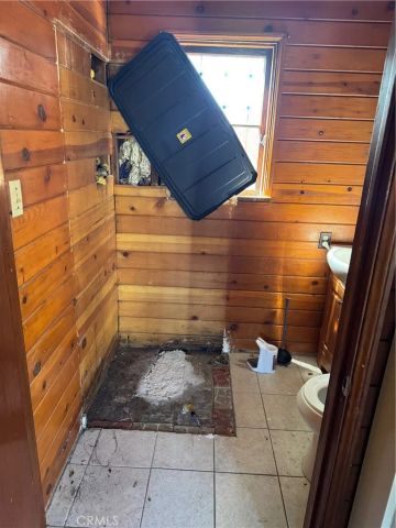 22138 Cantlay, Canoga Park, CA 91303