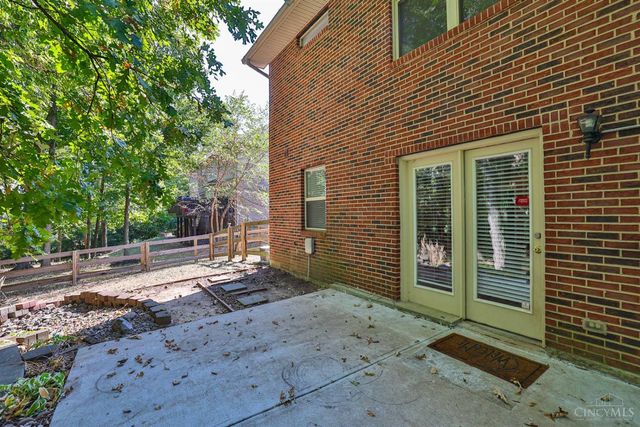 6466 Winding Oaks Drive, Liberty Twp, OH 45044