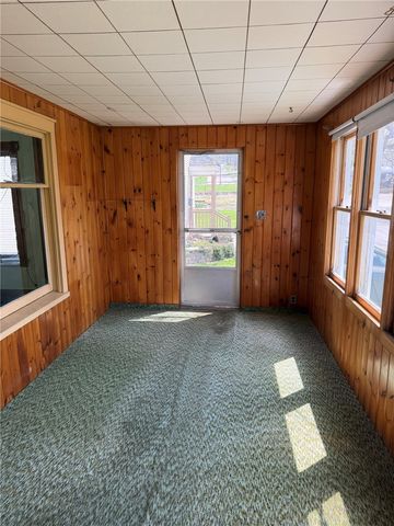 16 Maple Street, Avon, NY 14414