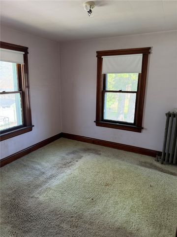 16 Maple Street, Avon, NY 14414