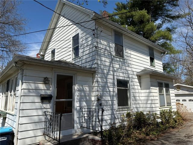 16 Maple Street, Avon, NY 14414