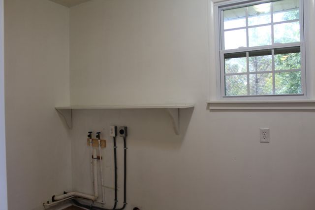 1165 Green Shanty Rd, Tennessee Ridge, TN 37178