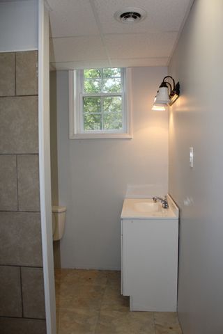 1165 Green Shanty Rd, Tennessee Ridge, TN 37178