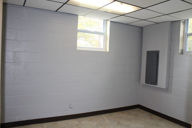 1165 Green Shanty Rd, Tennessee Ridge, TN 37178