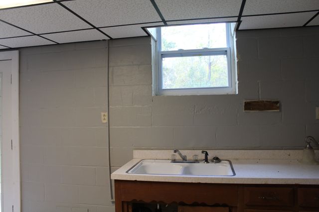 1165 Green Shanty Rd, Tennessee Ridge, TN 37178