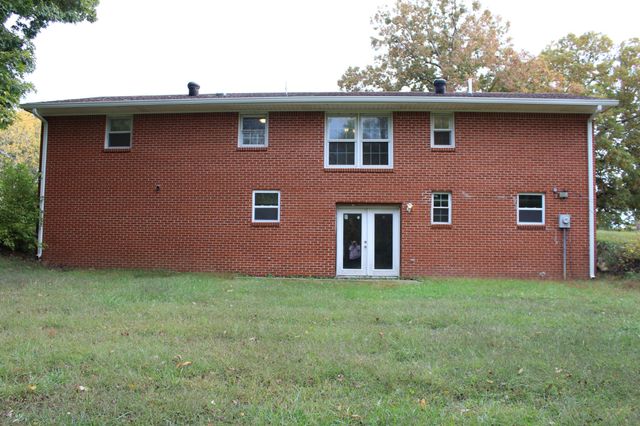 1165 Green Shanty Rd, Tennessee Ridge, TN 37178