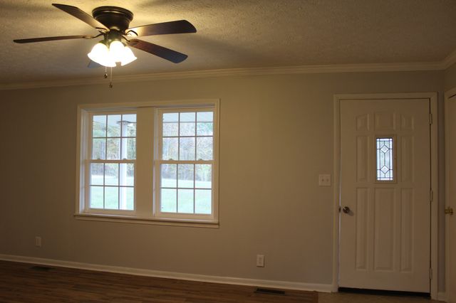 1165 Green Shanty Rd, Tennessee Ridge, TN 37178