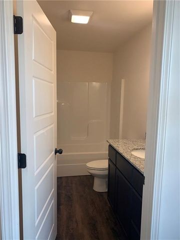 824 Parrot Lane, Siloam Springs, AR 72761