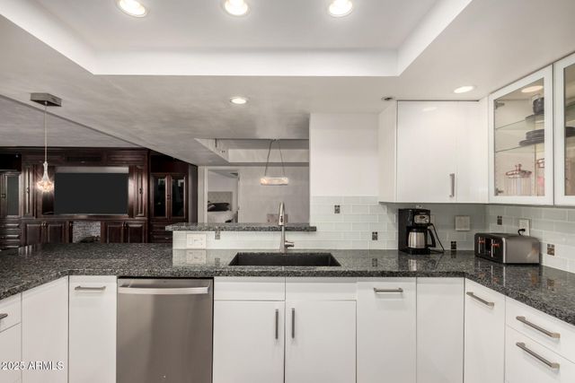 7970 E CAMELBACK Road E 507, Scottsdale, AZ 85251