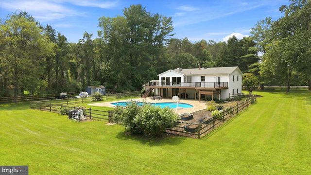 12194 HENDERSON RD, Clifton, VA 20124