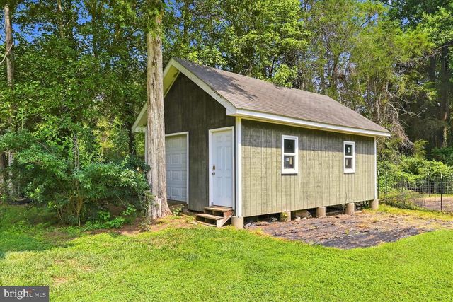 12194 HENDERSON RD, Clifton, VA 20124
