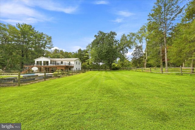 12194 HENDERSON RD, Clifton, VA 20124