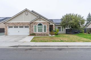 5302 W Homan Avenue, Fresno, CA 93722