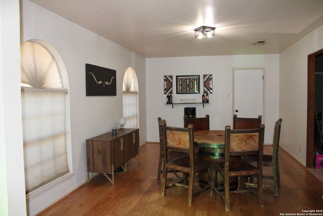 6343 Pickering, Leon Valley, TX 78238