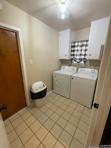 6343 Pickering, Leon Valley, TX 78238