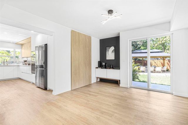 18490 SW 83rd Pl, Cutler Bay, FL 33157